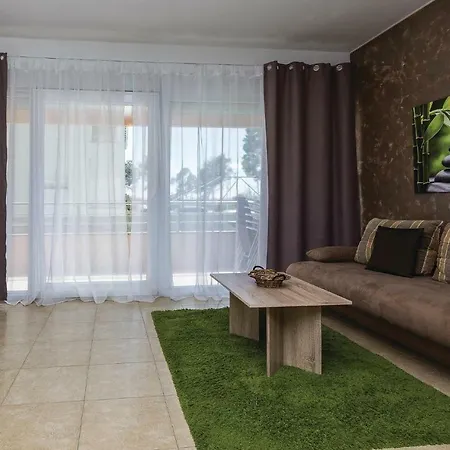 One-bedroom In Privlaka *